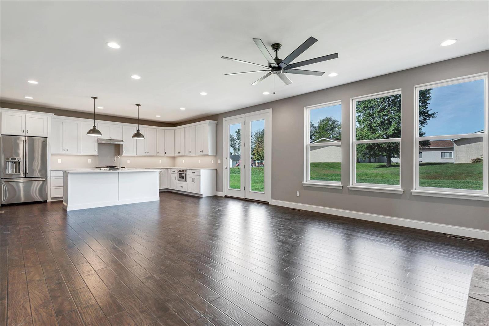 1113 Sulphur Spring Road Ballwin, MO 63021 - Photo 5 of 37