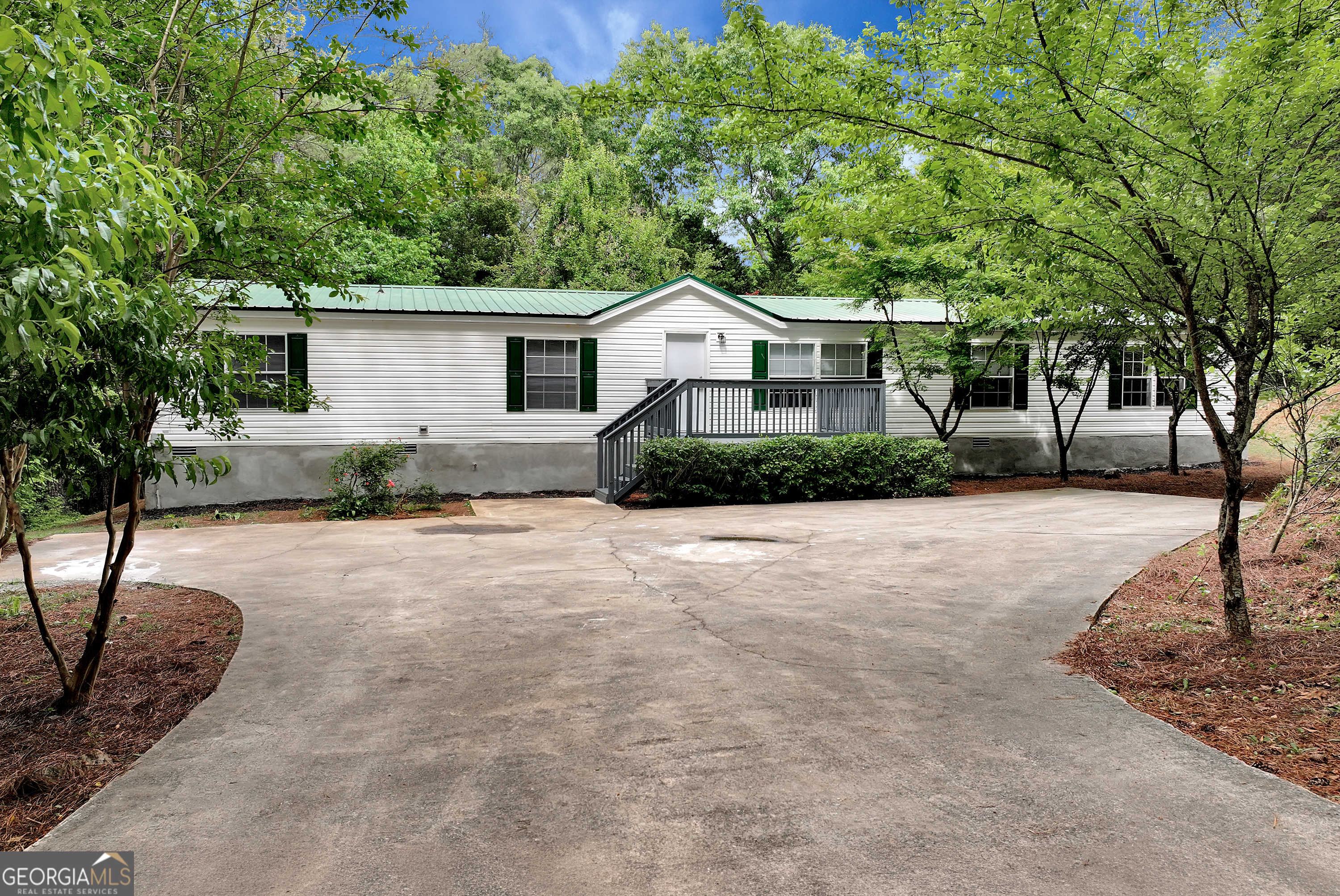 255 Double Branch Road Danielsville, GA 30633 - Photo 1 of 46 Gallery Image 1