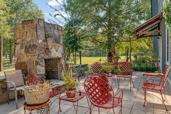 $719,000 | 2205 County Road, Blossom, TX 75416