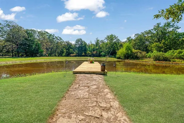 $719,000 | 2205 County Road, Blossom, TX 75416