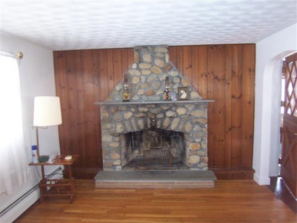 75 Whipple Road Billerica, MA 01821 - Photo 13 of 18