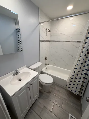 $1,750 | 2051 217th Street, Sauk Village, IL 60411