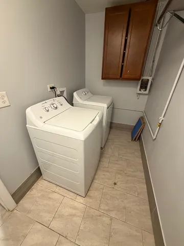 $1,750 | 2051 217th Street, Sauk Village, IL 60411