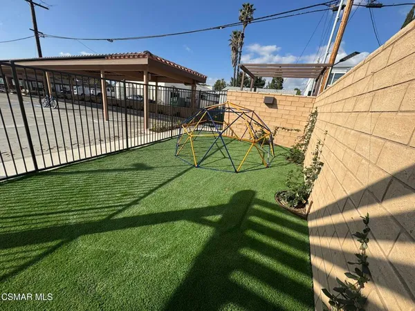 $2,700 | 1850 Buyers Street, Unit 204, Simi Valley, CA 93063