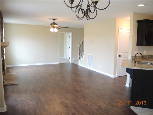 114 Whitetail Ridge Clarksville, TN 37040 - Photo 9 of 20 Gallery Image 9