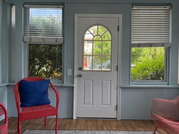 $2,950 | 9 Essex Avenue, Unit 2, Bloomfield, NJ 07003