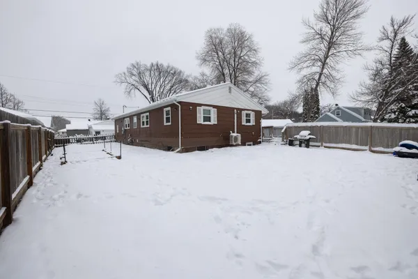 $230,000 | 1909 9th Avenue South, Fargo, ND 58103
