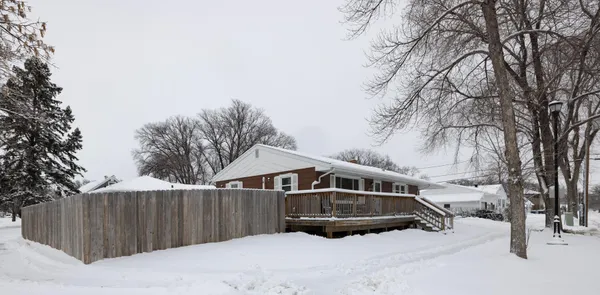 $230,000 | 1909 9th Avenue South, Fargo, ND 58103