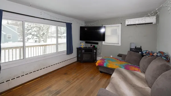$230,000 | 1909 9th Avenue South, Fargo, ND 58103