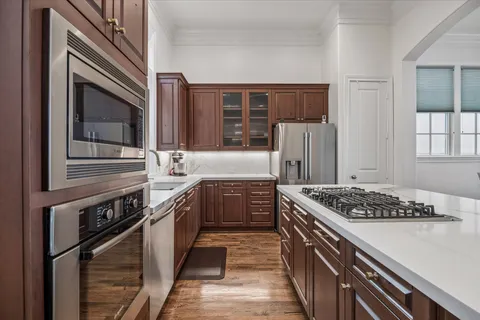 $749,000 | 6015 Post Oak Green Lane, Houston, TX 77055