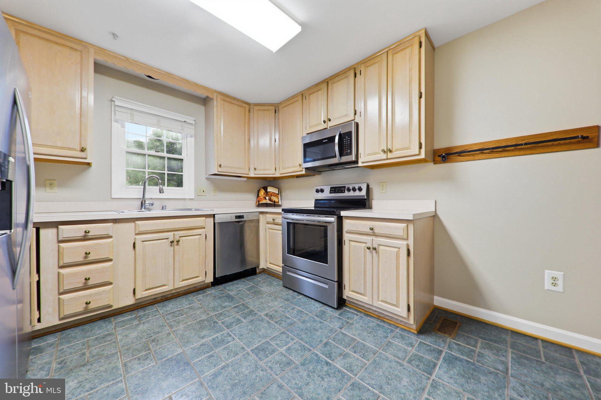 2425 Bear Den Road Frederick, MD 21701 - Photo 29 of 74 Kitchen