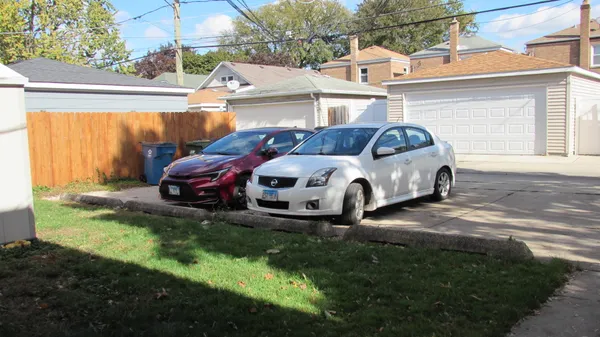 $1,375 | 1436 Marengo Avenue, Unit 2R, Forest Park, IL 60130