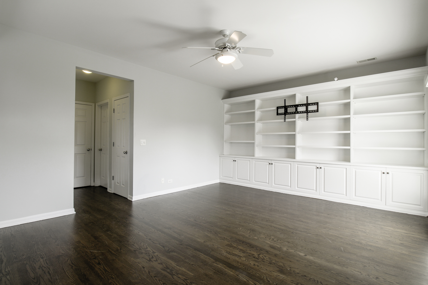 3760 North Fremont Street, Unit 3 Chicago, IL 60613 - Photo 18 of 39