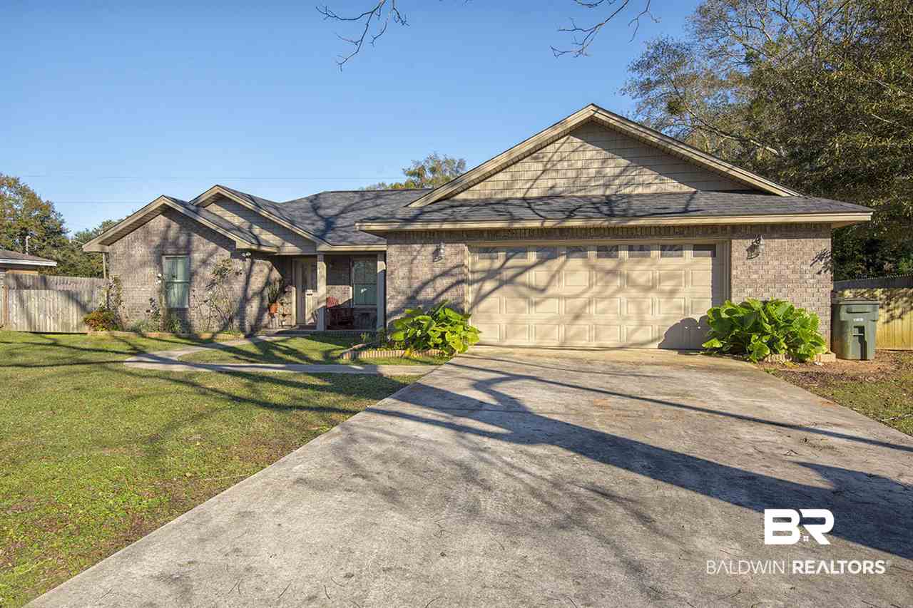 409 South Stuart Street Foley, AL 36535 - Photo 3 of 25