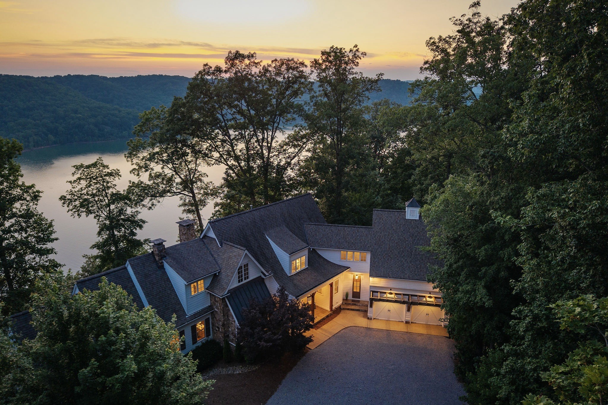 2183 Back Bone Road Sparta, TN 38583 - Photo 4 of 59 an aerial view of a house with mountain view
