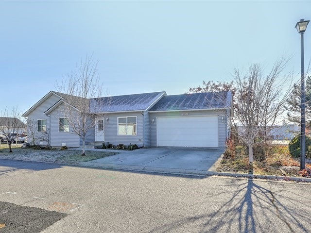 15210 Riverside Lane Spokane Valley, WA 99037 - Photo 2 of 20