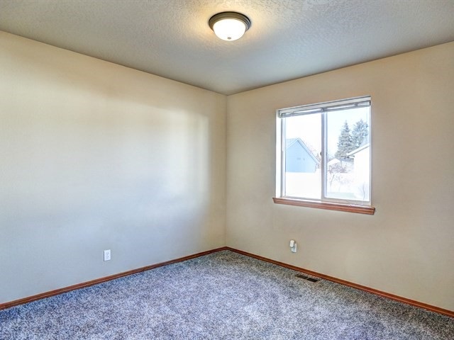 15210 Riverside Lane Spokane Valley, WA 99037 - Photo 15 of 20