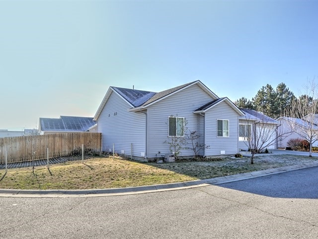 15210 Riverside Lane Spokane Valley, WA 99037 - Photo 3 of 20