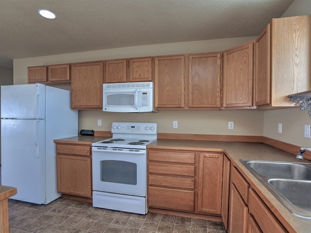 15210 Riverside Lane Spokane Valley, WA 99037 - Photo 7 of 20
