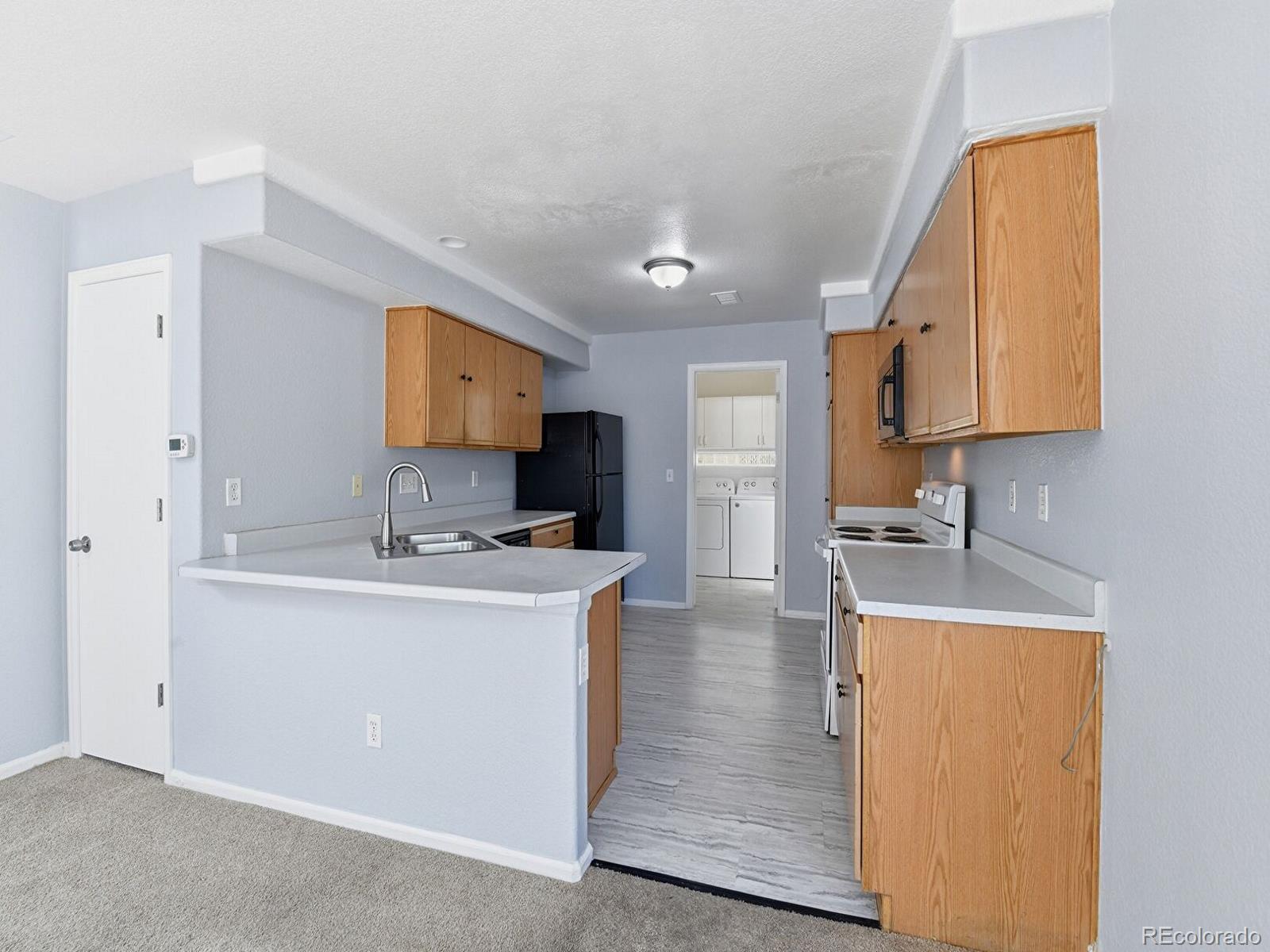 4864 Genoa Street Denver, CO 80249 - Photo 10 of 29