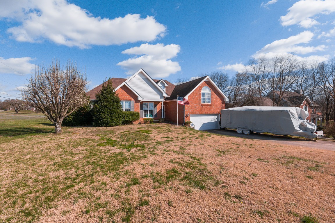 2931 Beckwith Road Mount Juliet, TN 37122 - Photo 2 of 32 Gallery Image 2