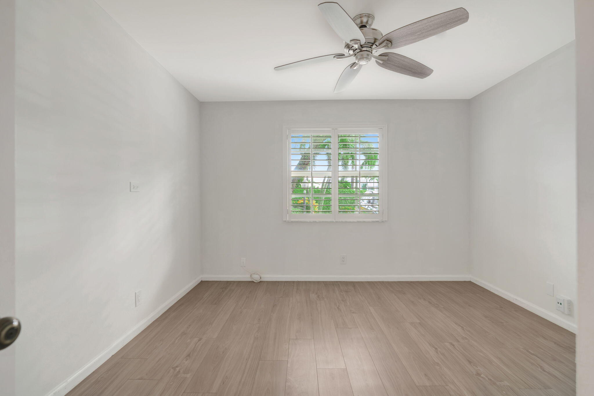 18253 Southeast Fairview Circle Jupiter, FL 33469 - Photo 19 of 54 22-web-or-mls-_MLP6933