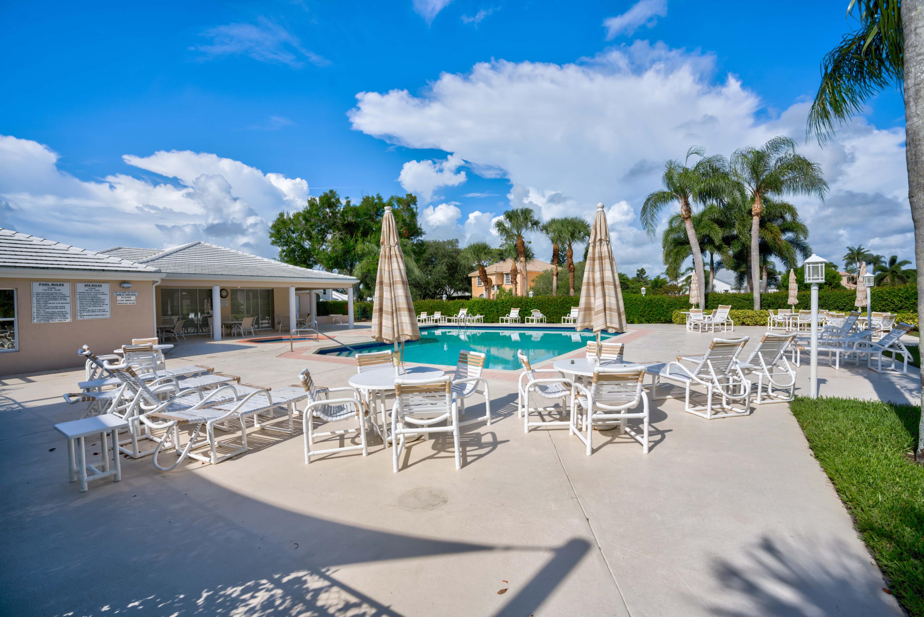 18253 Southeast Fairview Circle Jupiter, FL 33469 - Photo 47 of 54 57__mlp2336_7_8