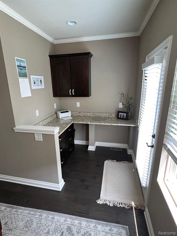 935 Barclay Circle Rochester Hills, MI 48307 - Photo 6 of 31