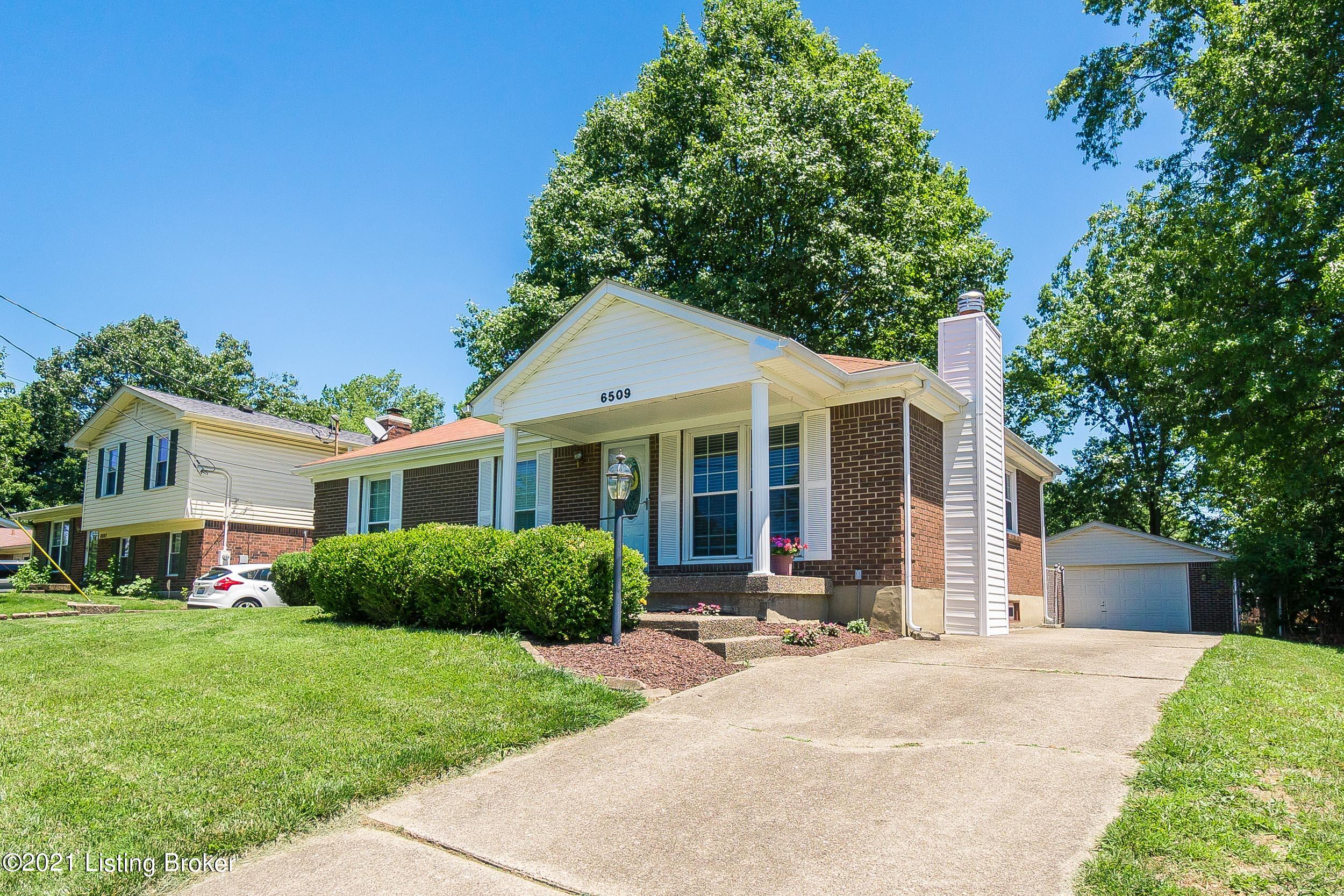 6509 El Rancho Road Louisville, KY 40291 - Photo 3 of 58 6509 El Rancho Rd-03