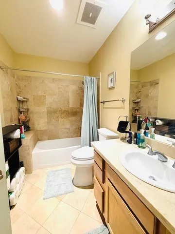 $350,000 | 500 Throckmorton Street, Unit 1102, Fort Worth, TX 76102