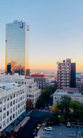 $350,000 | 500 Throckmorton Street, Unit 1102, Fort Worth, TX 76102