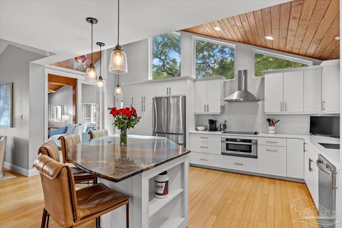 2424 West Bayshore Road Gulf Breeze, FL 32563 - Photo 3 of 70
