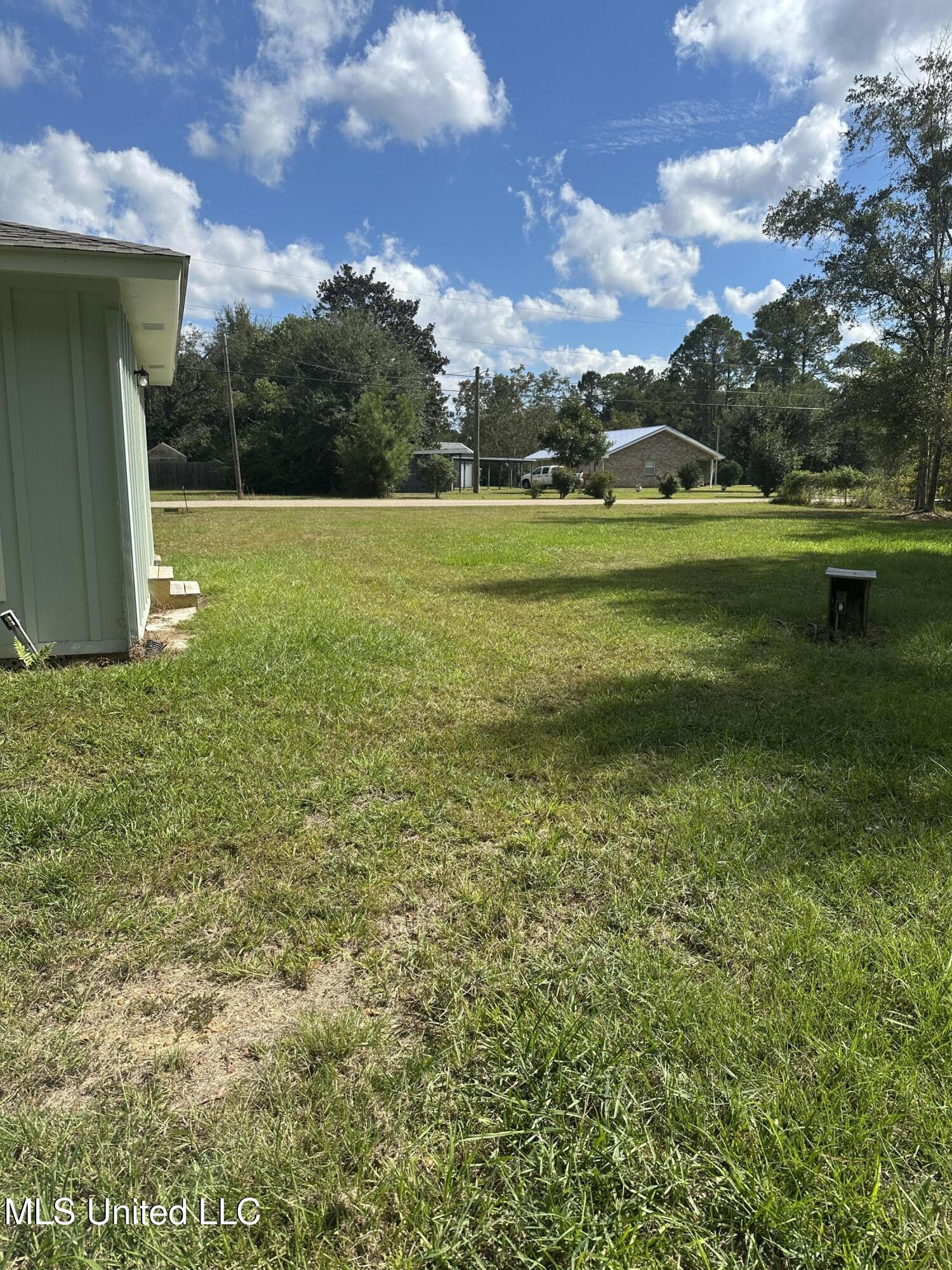 15299 Walter Smith Road Gulfport, MS 39503 - Photo 11 of 15 IMG_4162