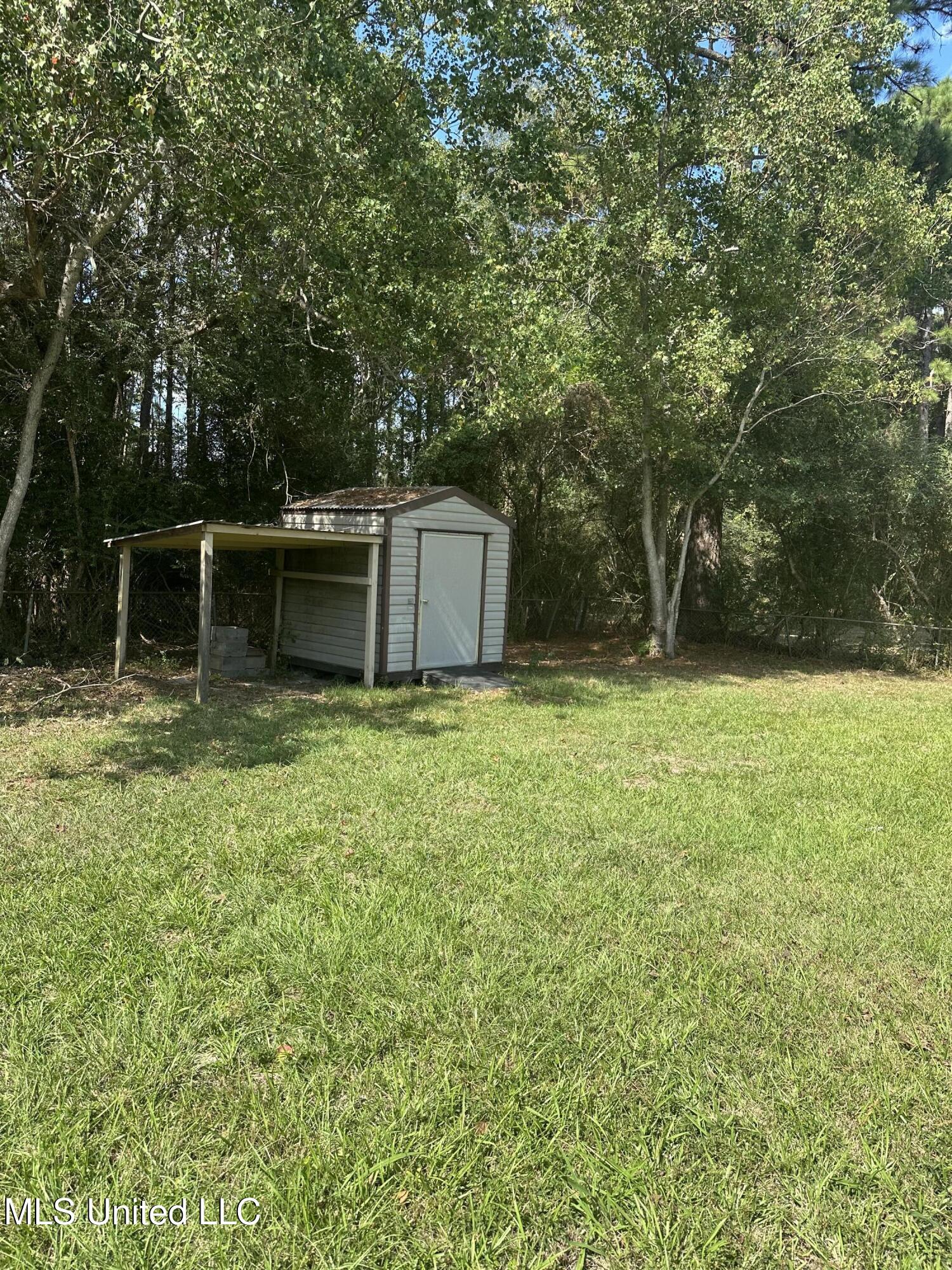 15299 Walter Smith Road Gulfport, MS 39503 - Photo 12 of 15 IMG_4161