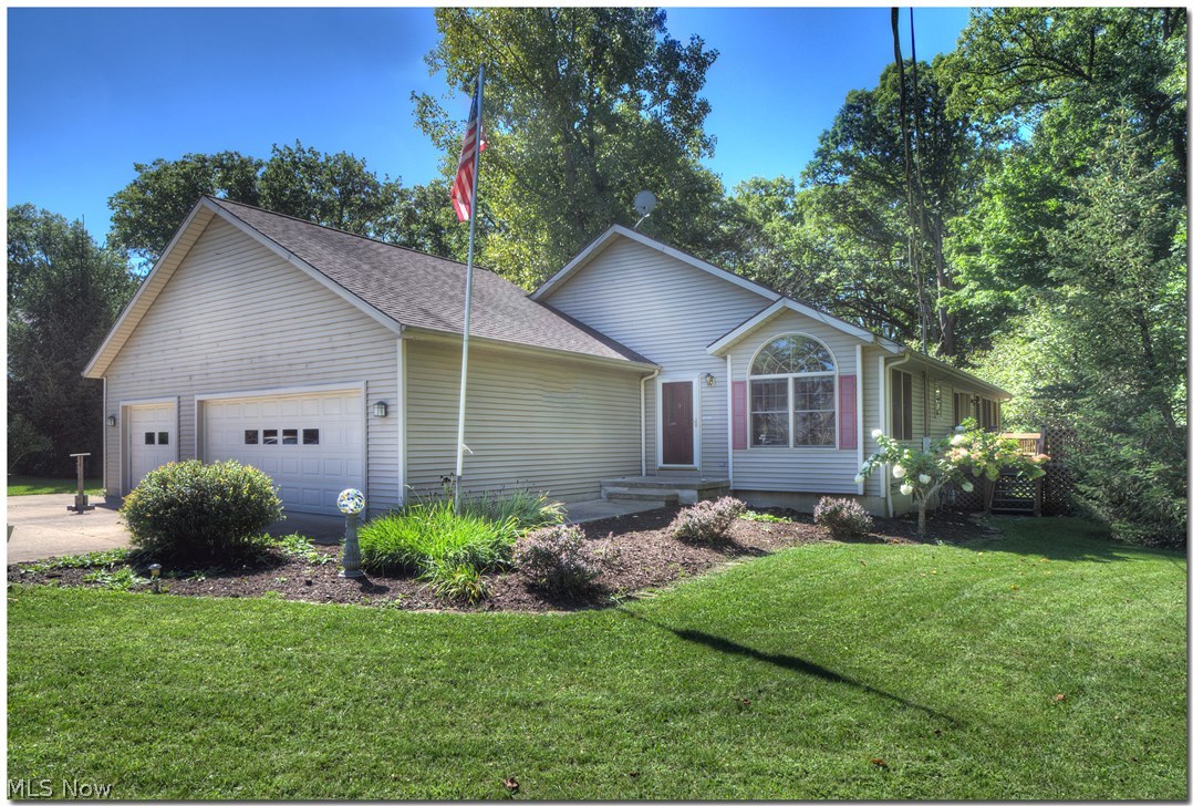 607 Grayton Road Berea, OH 44017 - Photo 1 of 25 Gallery Image 1