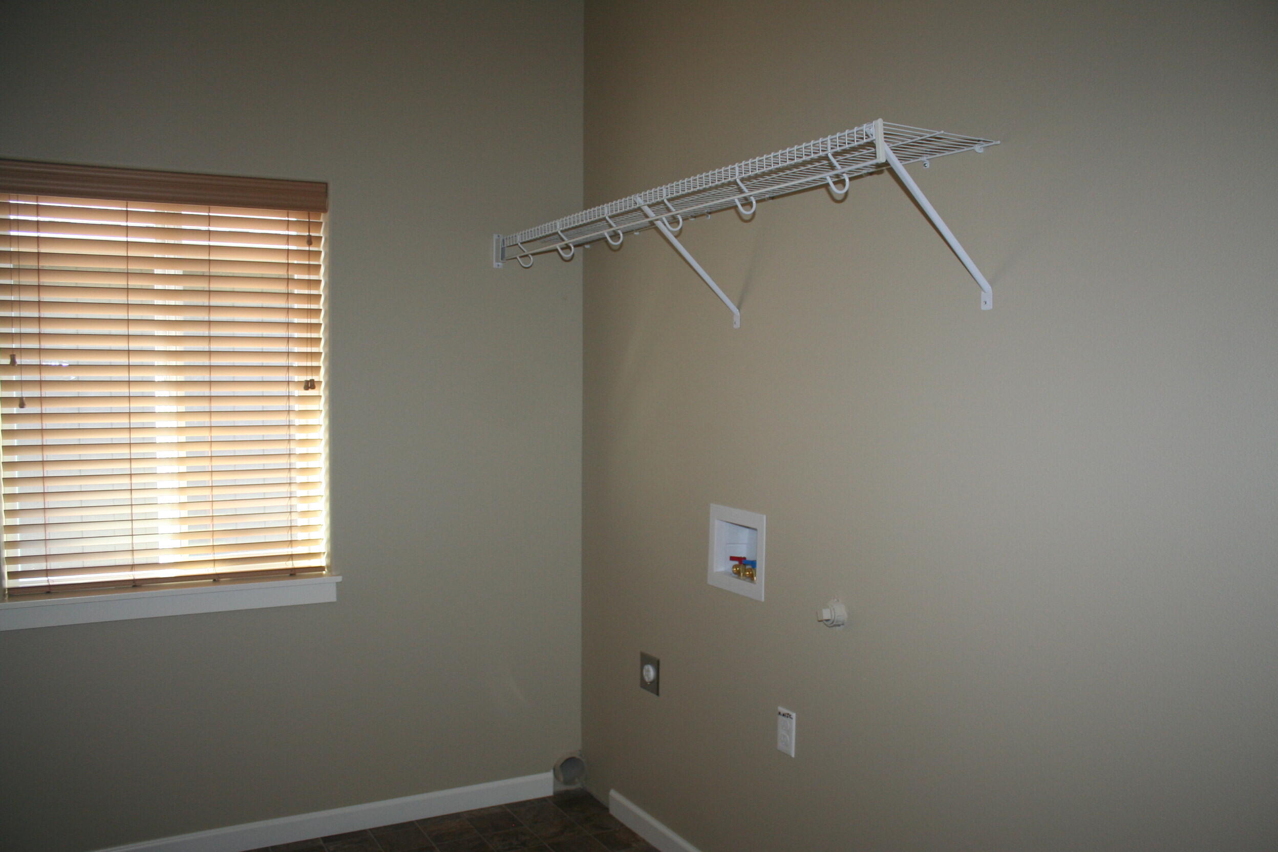 682 Southeast Reed Market Road Bend, OR 97702 - Photo 12 of 16 Large separate Utility room