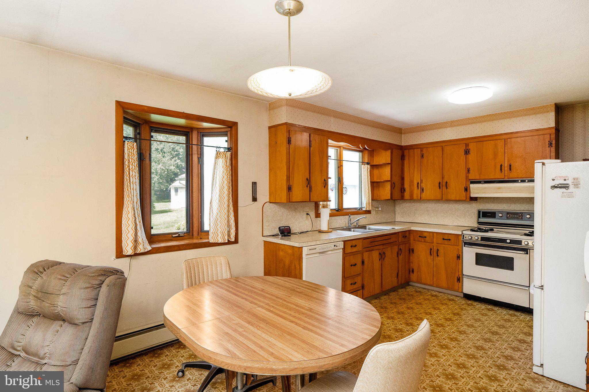 836 Old York Road Hightstown, NJ 08520 - Photo 10 of 31 Gallery Image 10
