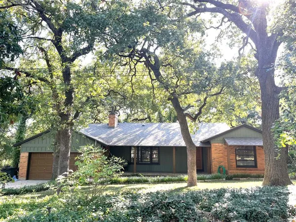 $299,000 | 108 Woodland Drive, Irving, TX 75060