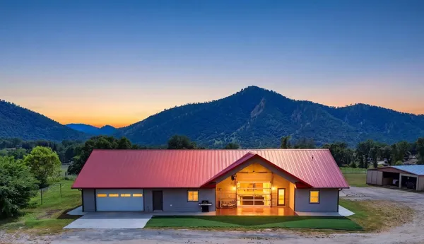 $735,000 | 39348 Dunlap Road, Dunlap, CA 93621