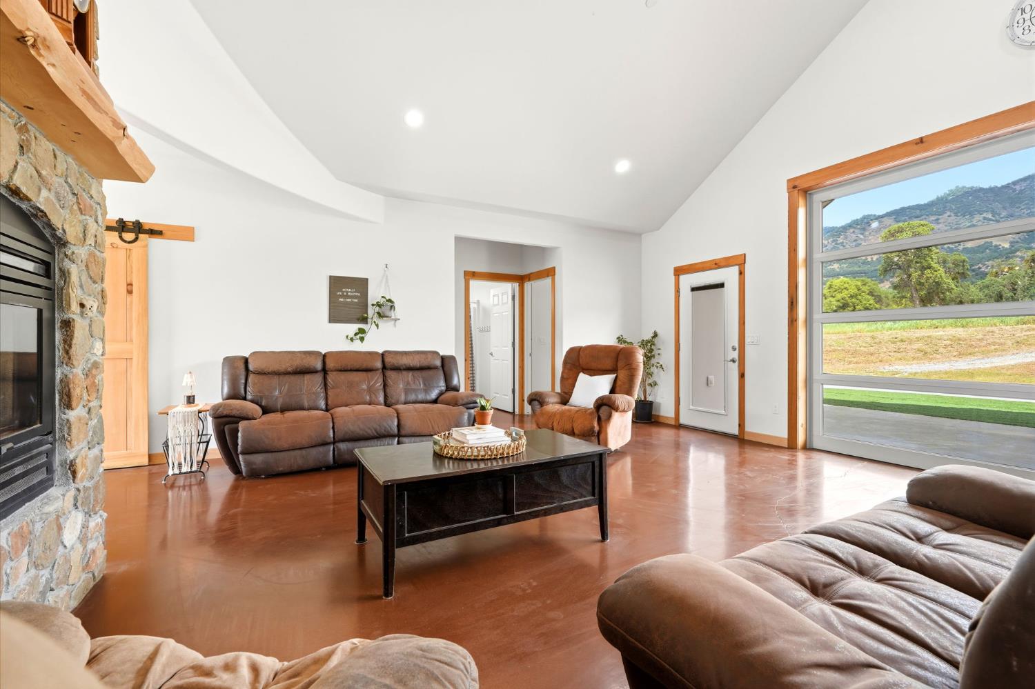 39348 Dunlap Road Dunlap, CA 93621 - Photo 29 of 97