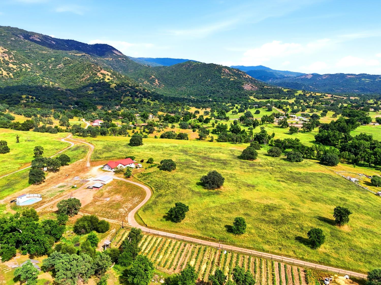 39348 Dunlap Road Dunlap, CA 93621 - Photo 3 of 97