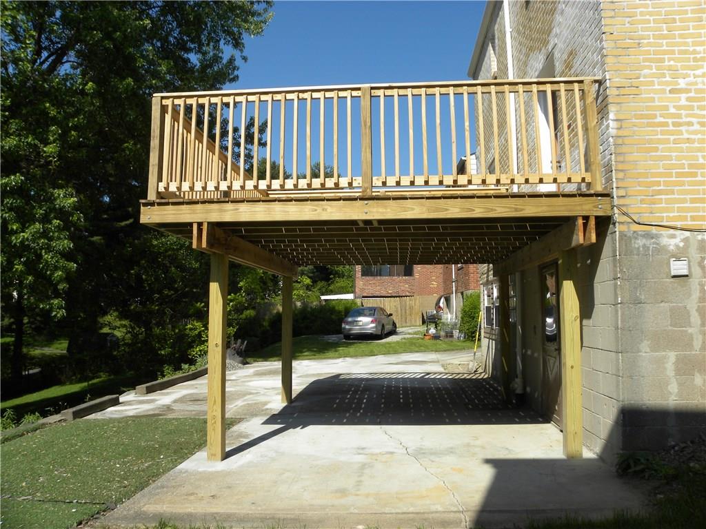 624 Highview Road Pittsburgh, PA 15234 - Photo 21 of 22 New porch and rear patio