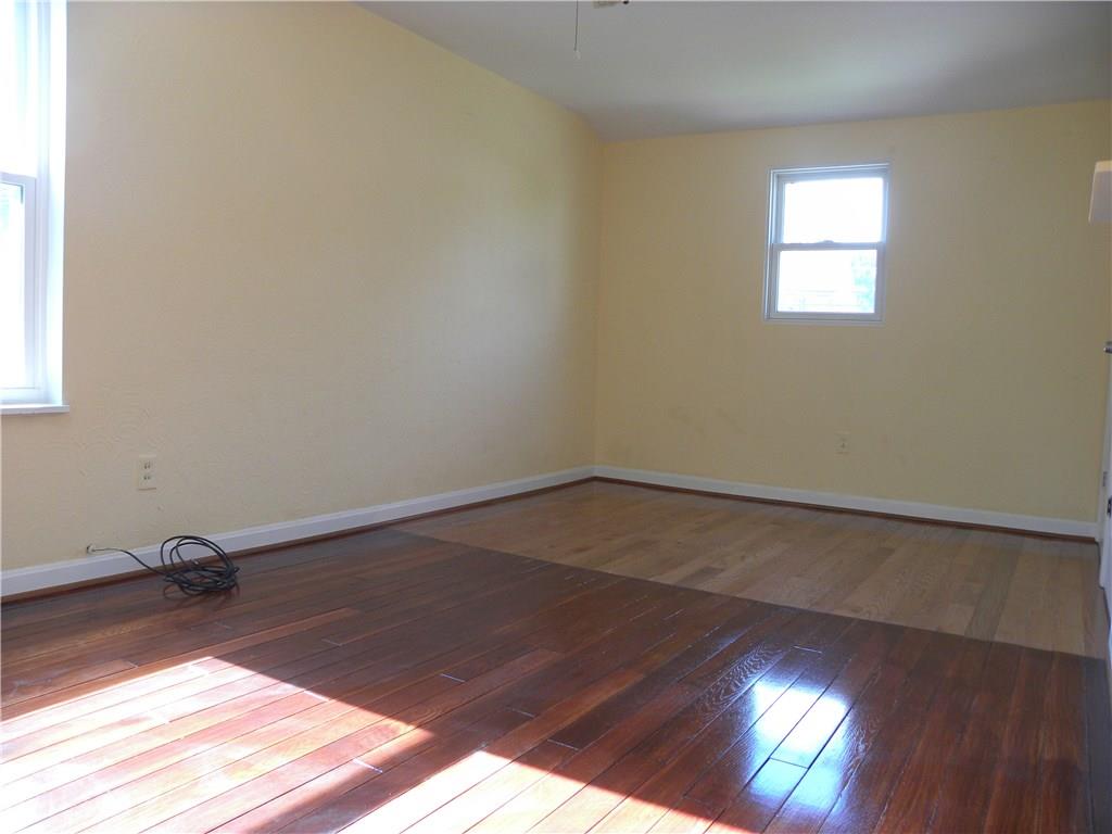 624 Highview Road Pittsburgh, PA 15234 - Photo 9 of 22 Master bedroom