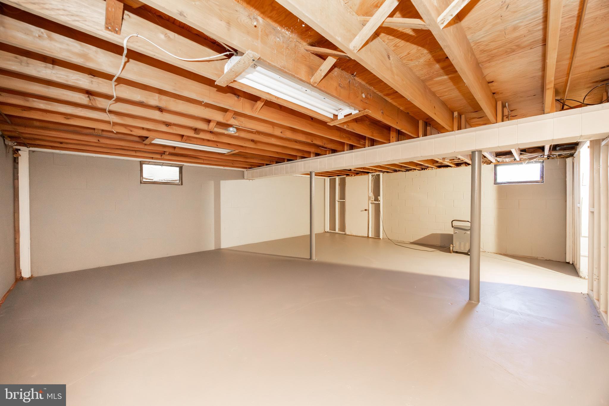 800 Scholl Road Pottstown, PA 19465 - Photo 37 of 49 a view of an empty room