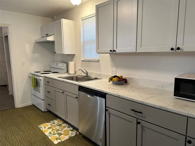 $1,175 | 144 Huntoon Trail, Mabank, TX 75156