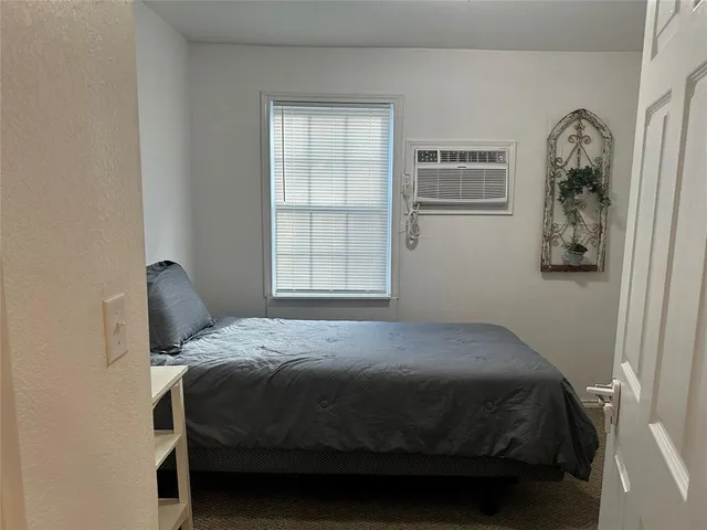 $1,175 | 144 Huntoon Trail, Mabank, TX 75156