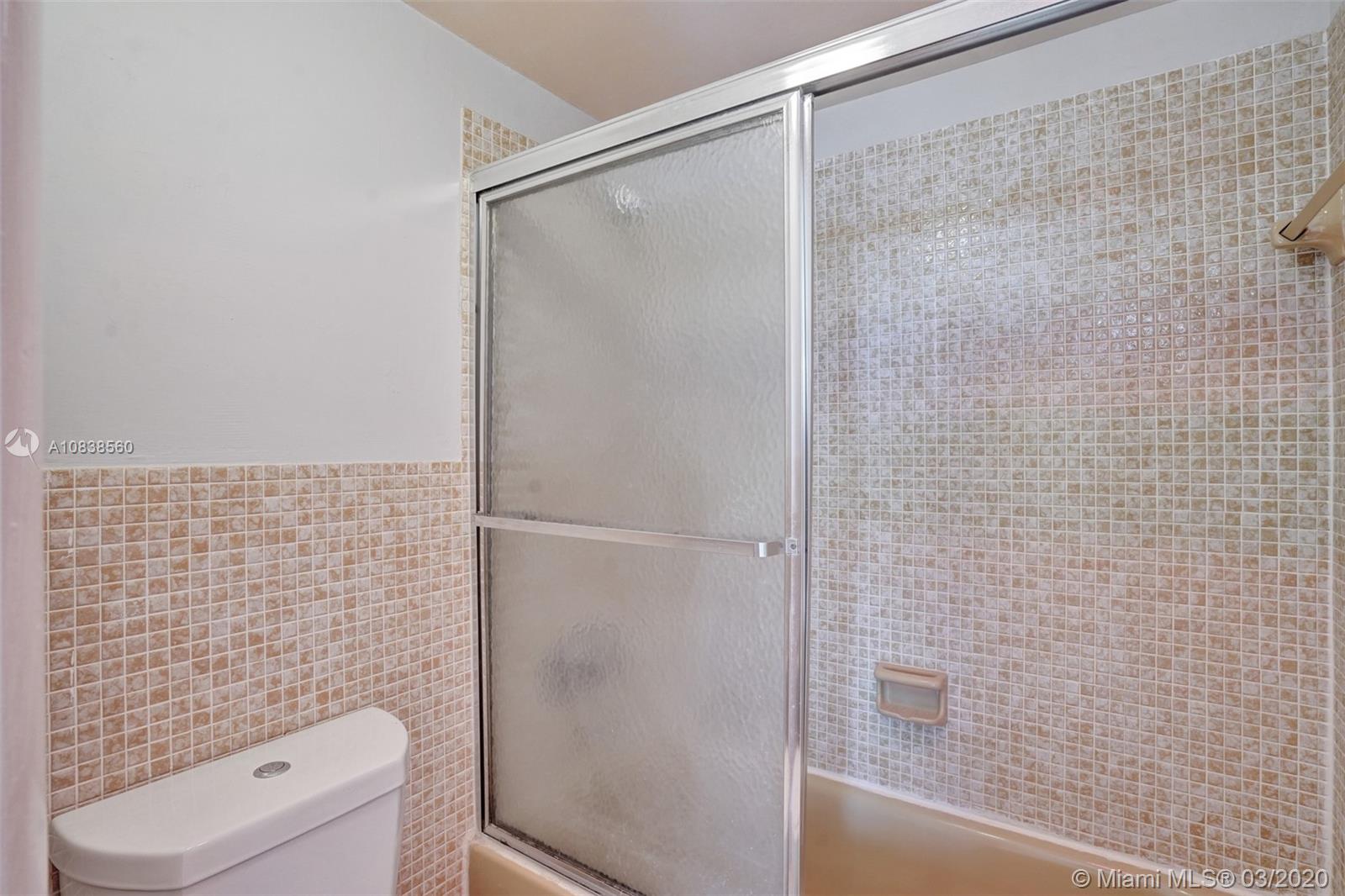 1345 Lincoln Road, Unit 905 Miami Beach, FL 33139 - Photo 22 of 47