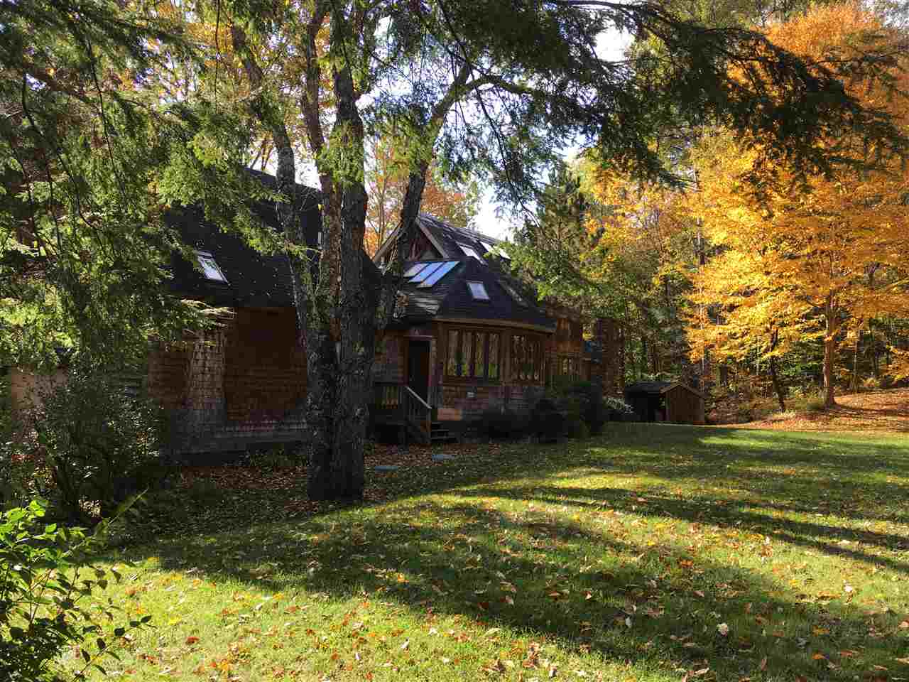 888 Stevens Brook Road Moretown, VT 05676 - Photo 3 of 25