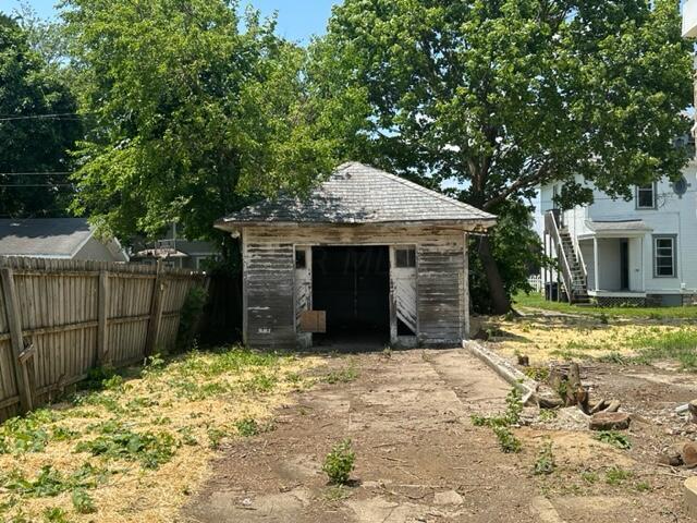 1355 South Fountain Avenue Springfield, OH 45506 - Photo 6 of 7 IMG_3968
