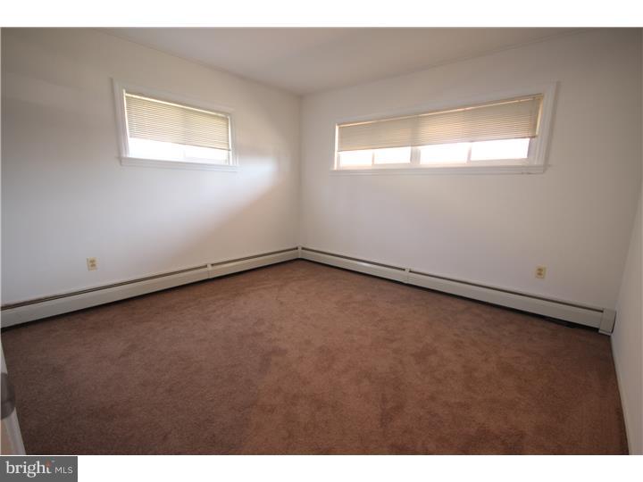 35 Iris Road Levittown, PA 19057 - Photo 7 of 20 Bedroom - Main